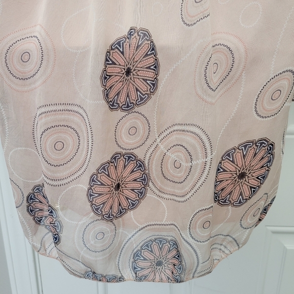 LOLA Made In Italy Silk Blend Sheer Blouse Blush Pink Medallion Print Small - Picture 7 of 13
